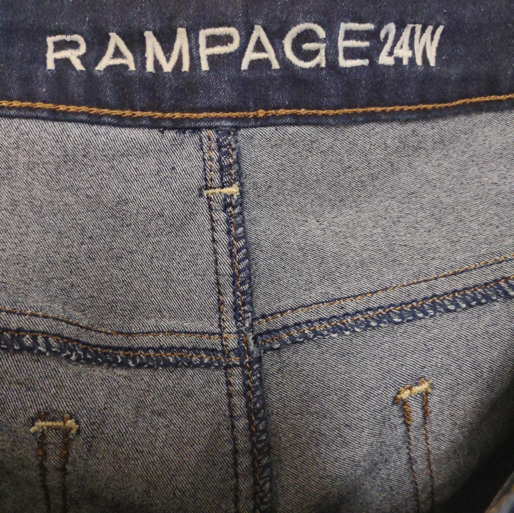 Rampage Women's Plus Size 24W Dark Wash Jeans - Picture 3 of 12